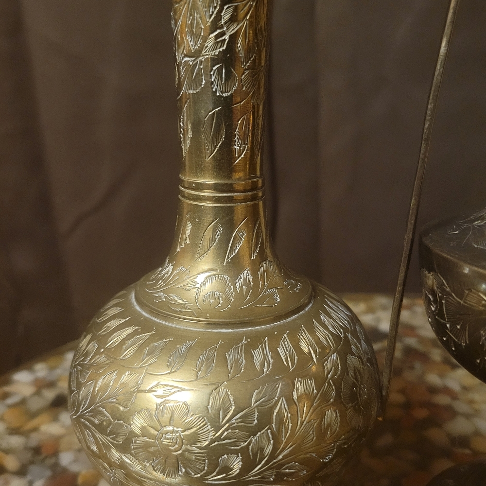 2 Vintage Engraved Brass‎ Pitcher Cruet Vase world gift 10" MCM India tea pot - Picture 4 of 13